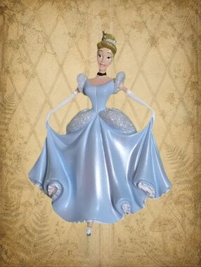 Fairy Tales - DISNEY Princess Cinderella Figurine Ornament